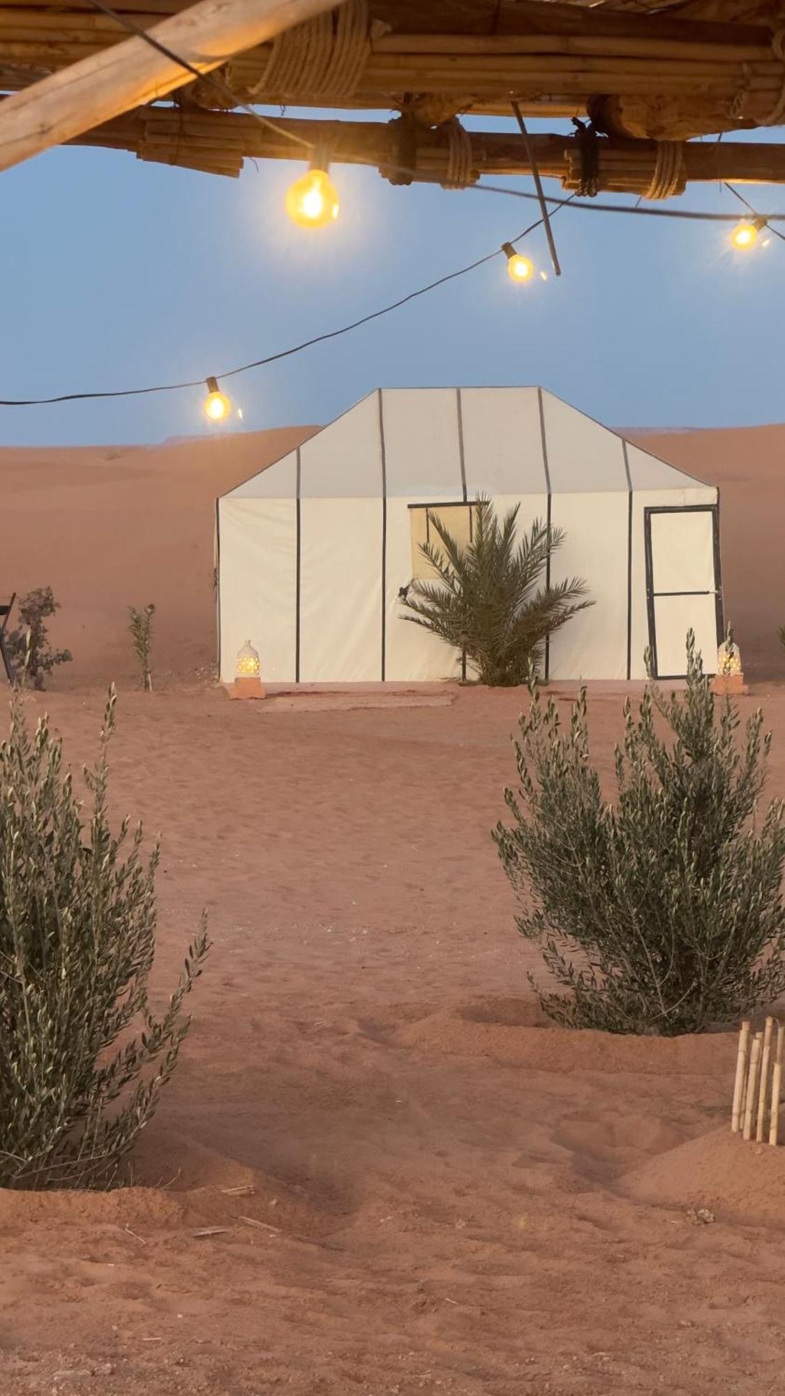 Royal Luxury Camp Merzouga Exterior foto