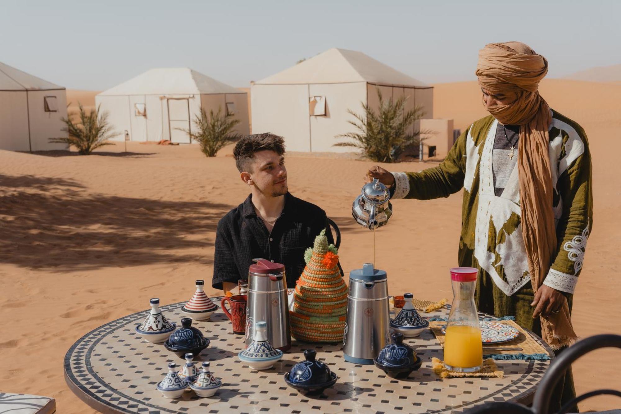Royal Luxury Camp Merzouga Exterior foto